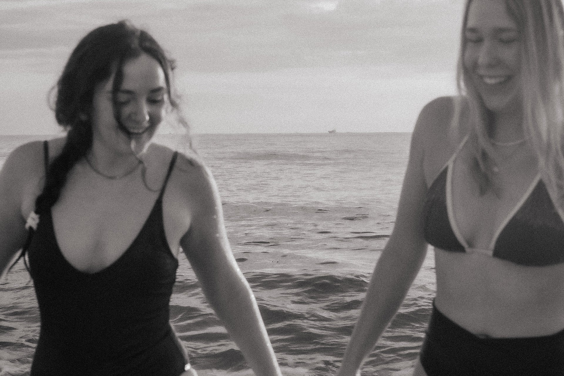 best sellers girls running into the ocean